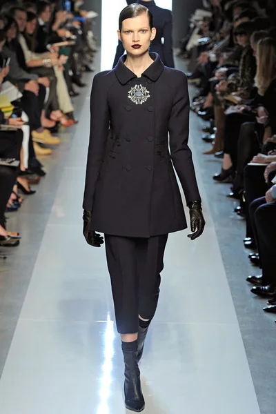 Look 7